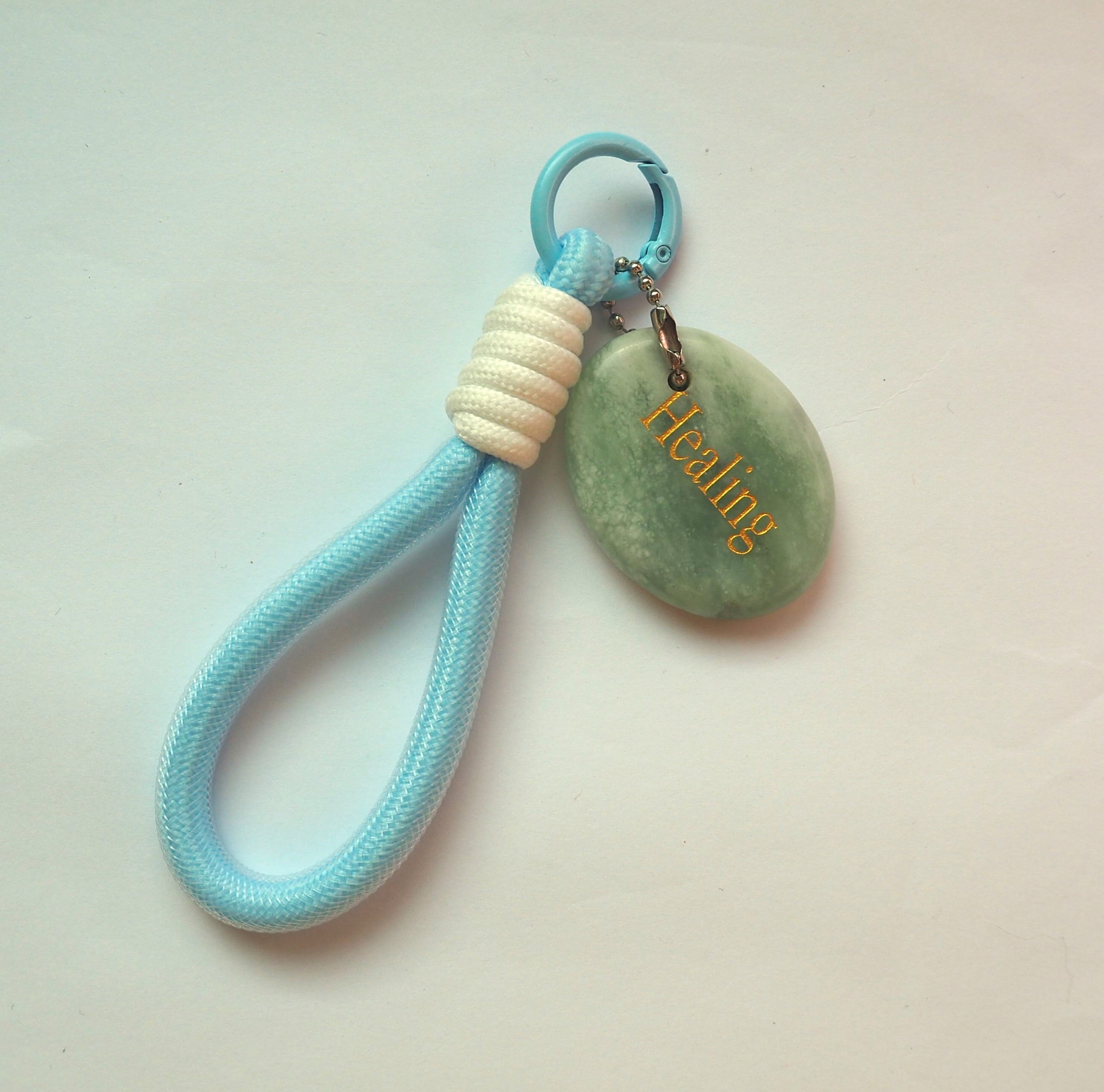 Cloud Spring · Healing — Xiu Jade Keychain for Calm & Renewal
